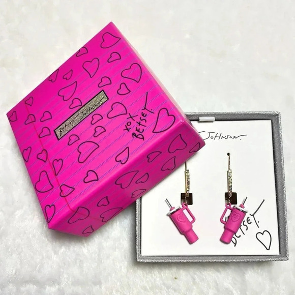 Betsey Johnson Pink Stanley Cup Rhinestone Dangle Drop Earrings New In Gift Box - Picture 2 of 5